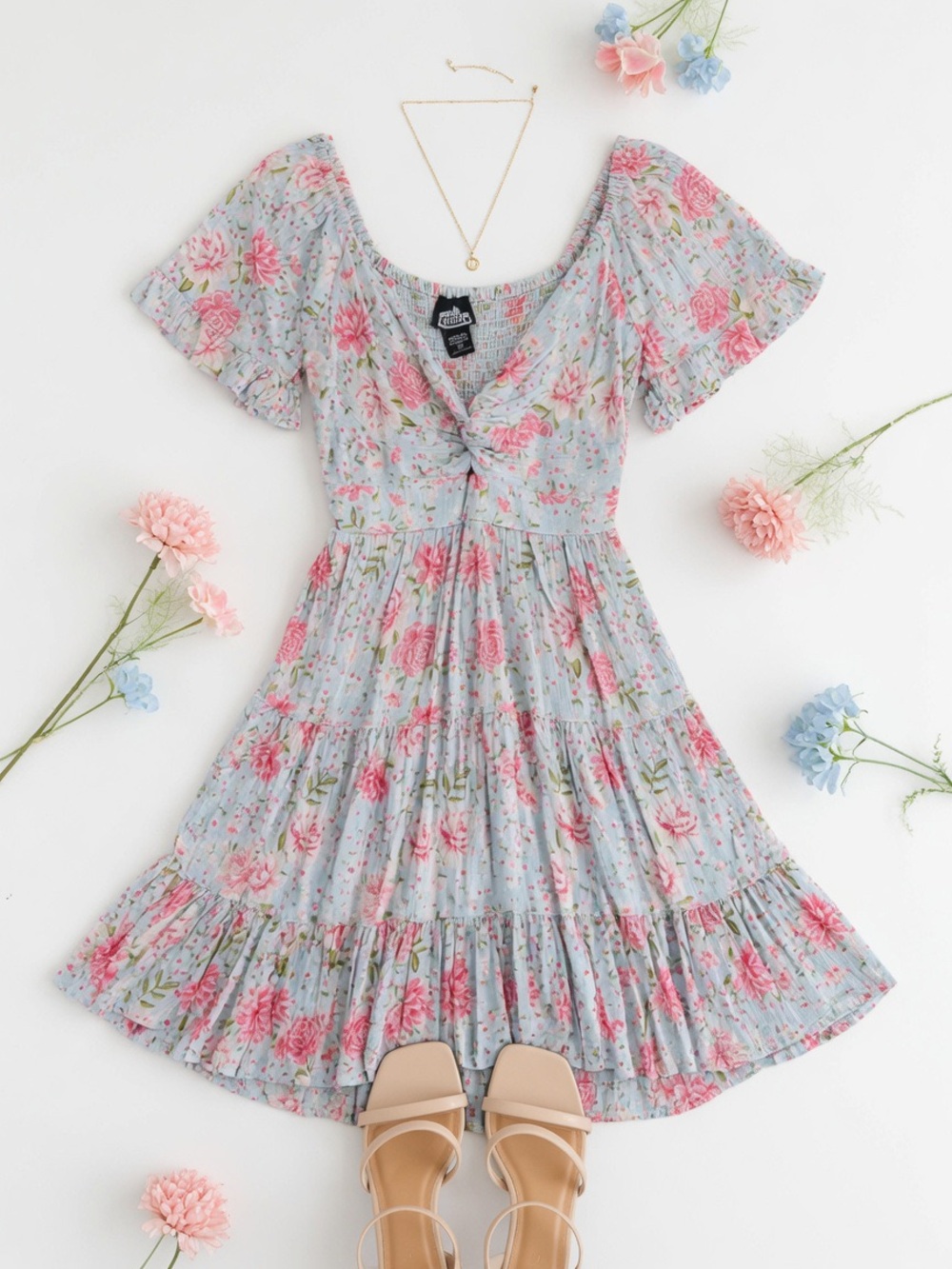 V Neck Twist Front Cut Out Short Sleeve Dress Large